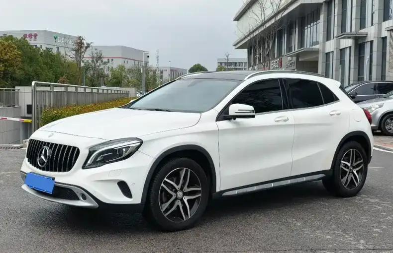 Mercedes-Benz GLA 2017 из Китая