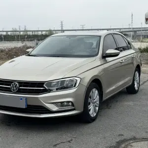 Volkswagen Bora 2016 из Китая