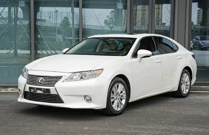 Lexus ES 2013 из Китая