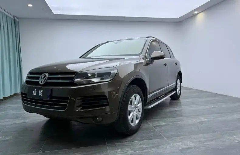 Volkswagen Touareg 2014 из Китая