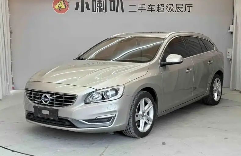 Volvo V60 2014 из Китая