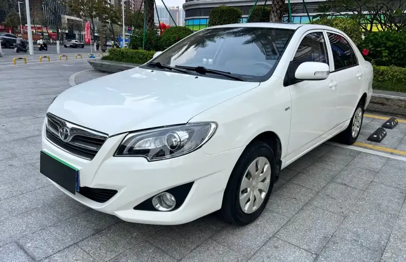 Toyota Corolla 2015 из Китая