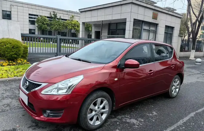 Nissan Tiida 2015 из Китая