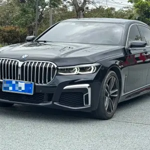 BMW 7 Series 2021 из Китая