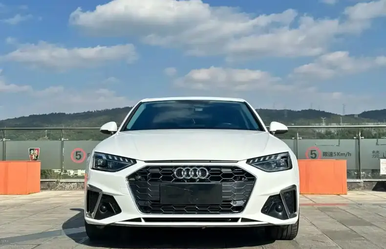 Audi A4L 2024 из Китая