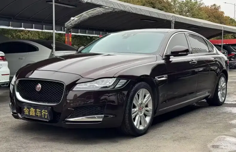 Jaguar XFL 2017 из Китая