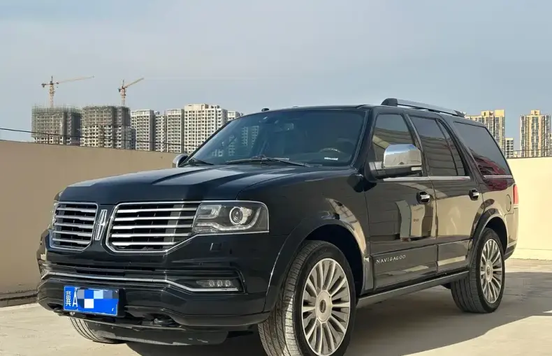 Lincoln Navigator 2018 из Китая
