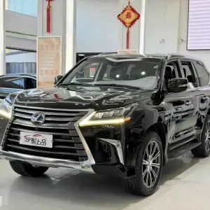 Lexus LX 2017 367 л.с. из Китая
