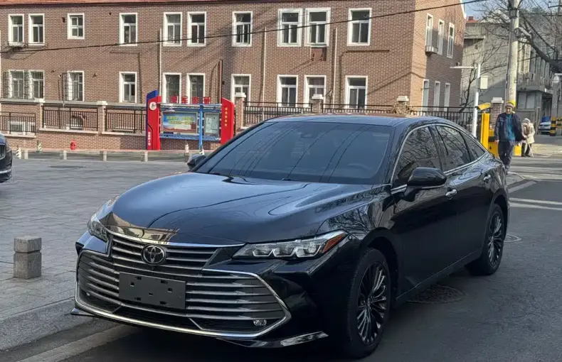 Toyota Avalon 2022 из Китая