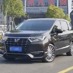 Honda Elysion 2023 215 л.с. из Китая