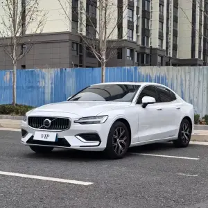 Volvo S60 2025 197 л.с. из Китая