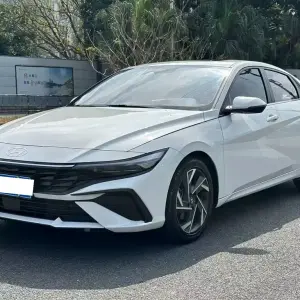 Hyundai Elantra 2024 115 л.с. из Китая