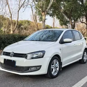 Volkswagen Polo 2012 из Китая