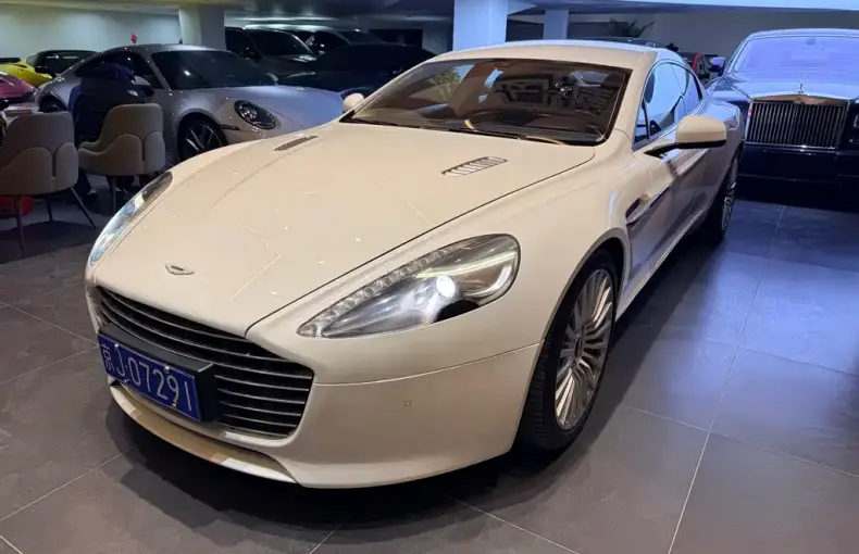 Aston Martin Rapide 2017 из Китая