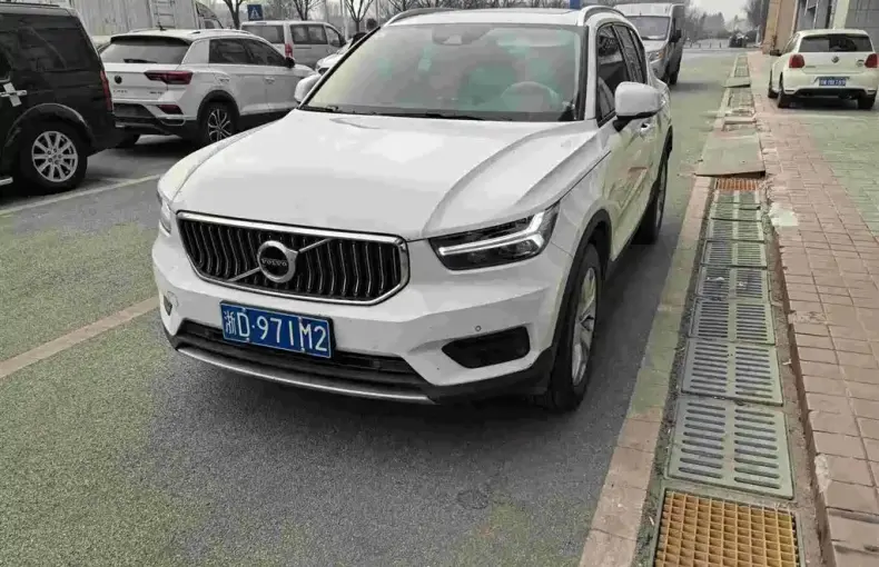 Volvo XC40 2022 из Китая
