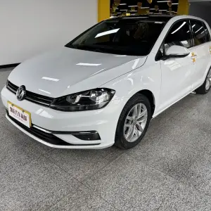 Volkswagen Golf 2019 131 л.с. из Китая