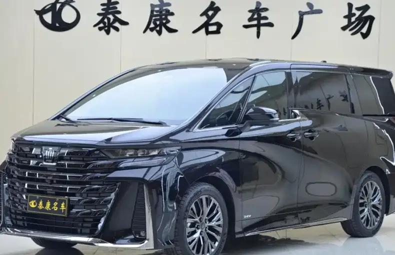 Toyota Vellfire 2026 из Китая