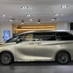 Lexus LM 2024 лот 57660380 из Китая