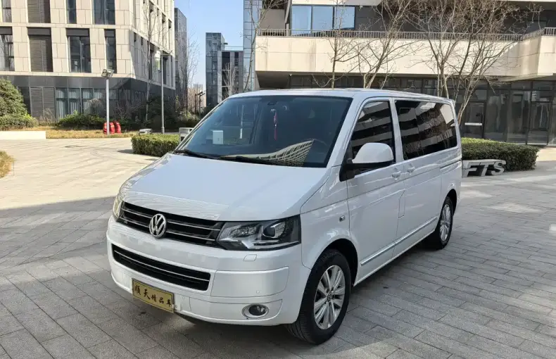 Volkswagen Multivan 2017 из Китая