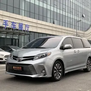 Toyota Sienna 2020 из Китая