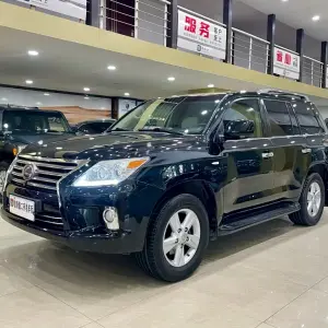 Lexus LX 2011 из Китая