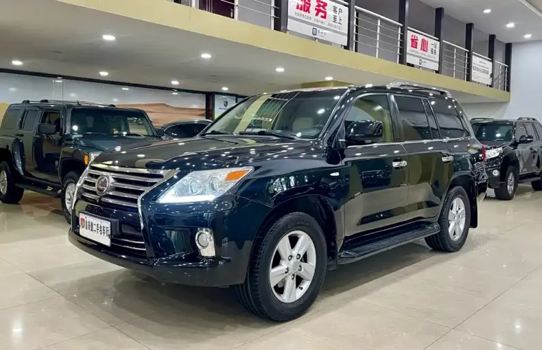 Lexus LX 2011 из Китая