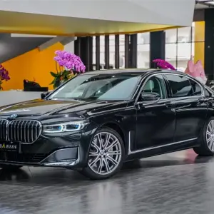 BMW 7 Series 2020 из Китая