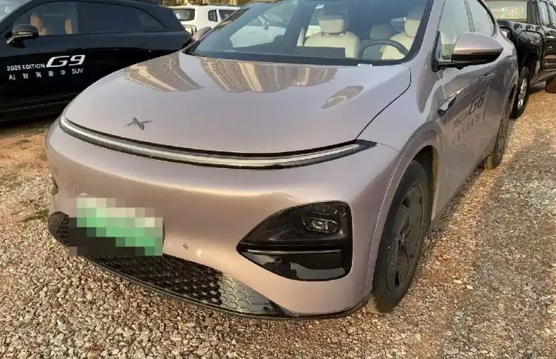 XPeng G6 2025 из Китая