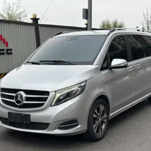 Mercedes-Benz V-Class 2017 из Китая
