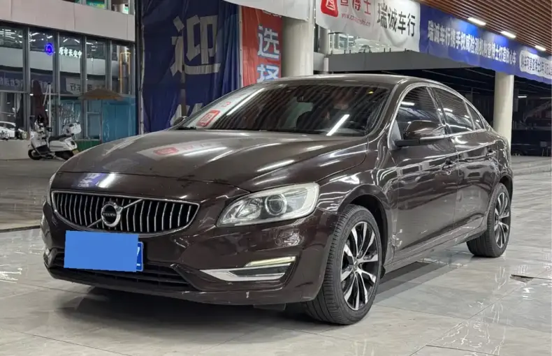 Volvo S60 2018 из Китая