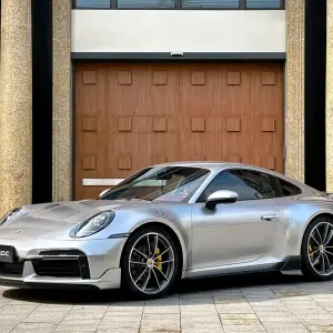 Porsche 911 2025 из Китая