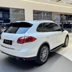 Porsche Cayenne 2012 из Китая