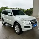 Mitsubishi Pajero (Import) 2016 из Китая