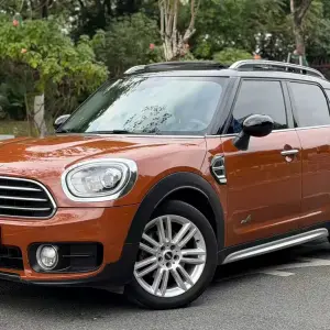 MINI Mini Countryman 2017 136 л.с. из Китая