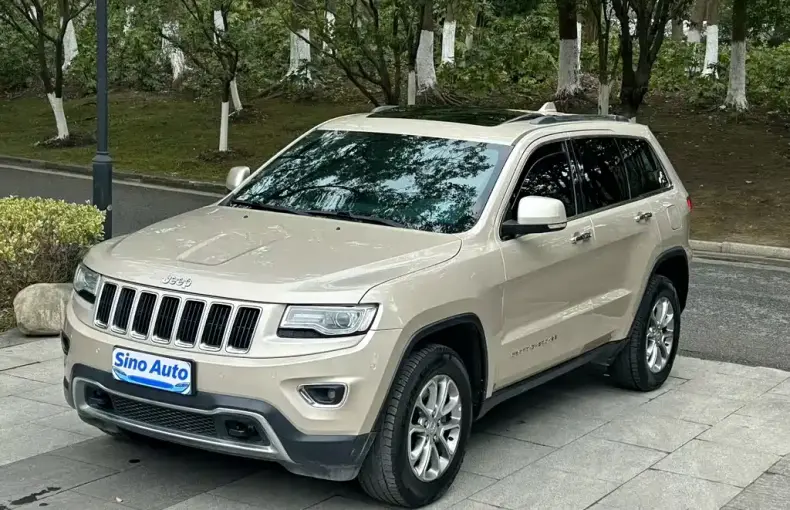 Jeep Grand Cherokee (Import) 2017 из Китая