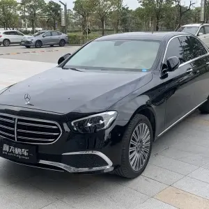 Mercedes-Benz E-Class 2022 из Китая