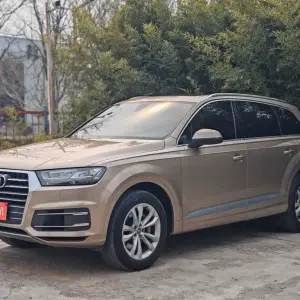 Audi Q7 2018 из Китая