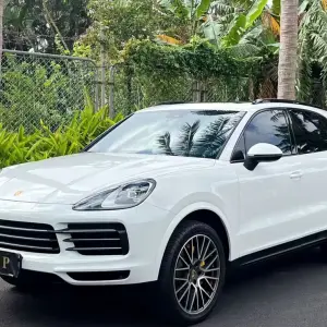Porsche Cayenne 2022 340 л.с. — лот 57746411 из Китая