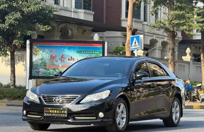 Toyota Reiz 2013 из Китая