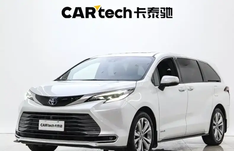 Toyota Sienna 2023 из Китая