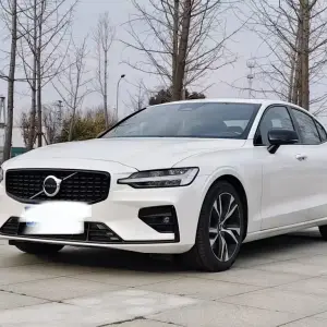 Chevrolet Malibu 2018 170 л.с. из Китая