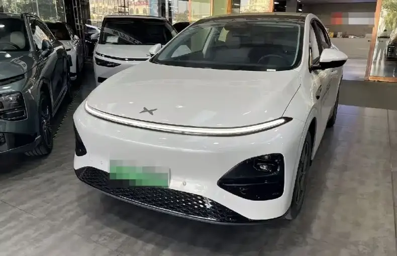 XPeng G6 2025 из Китая