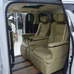 Toyota Alphard 2020 из Китая