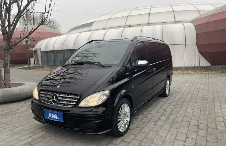 Mercedes-Benz Viano 2011 из Китая