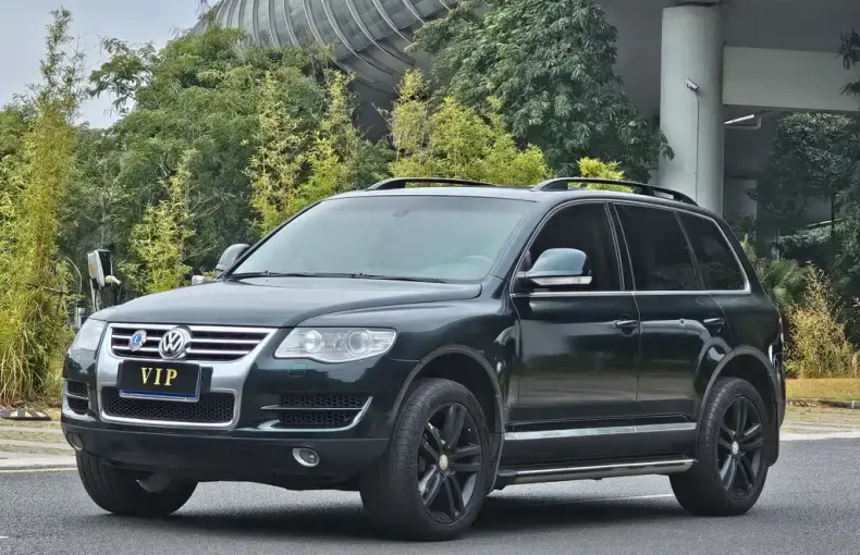 Volkswagen Touareg 2009 из Китая