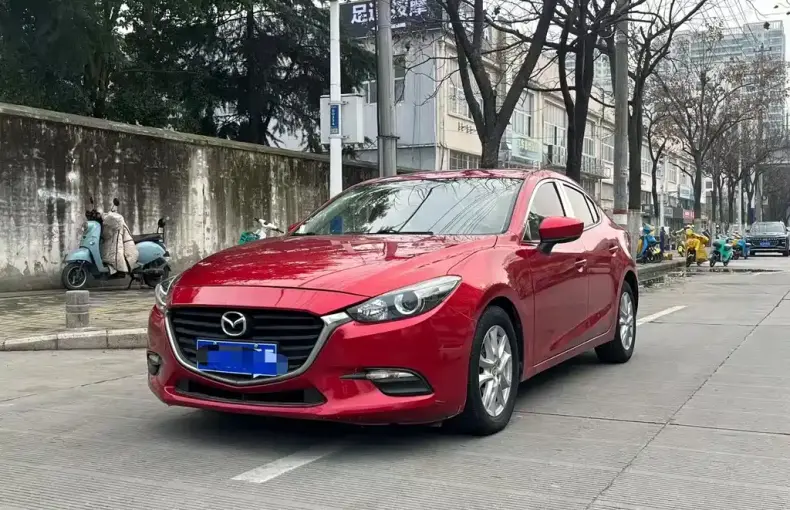 Mazda 3 Axela 2018 из Китая