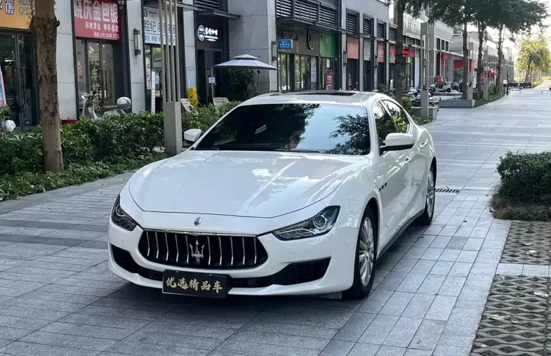 Maserati Ghibli 2020 из Китая