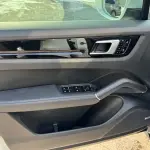 Porsche Cayenne Hybrid 2021 386 л.с. 386 л.с. 386 л.с. 386 л.с. 386 л.с. из Китая