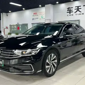 Volkswagen 迈腾 PHEV 2023 из Китая
