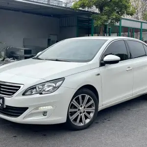 Peugeot 408 2016 из Китая